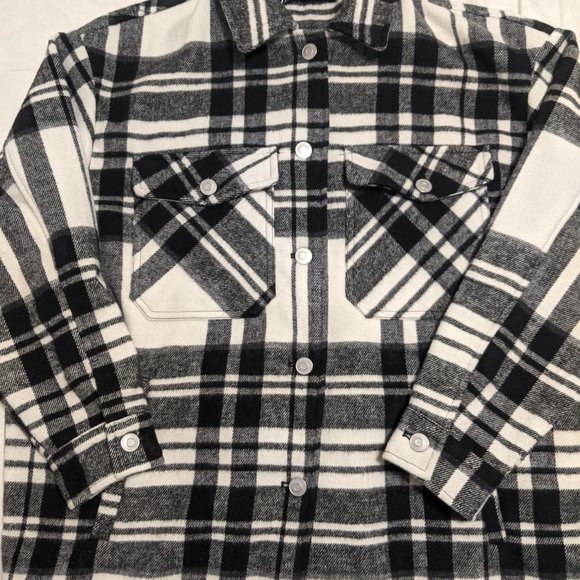 Zara - Oversized Plaid Shacket - Picture 1 of 4